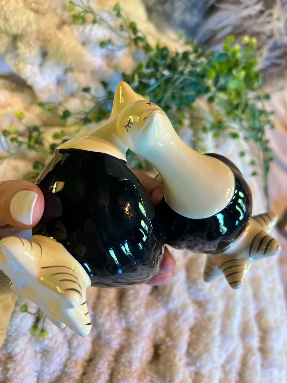 Cottage Ceramic Duck Planter Set Black White Bird Pots Succulent Planters New